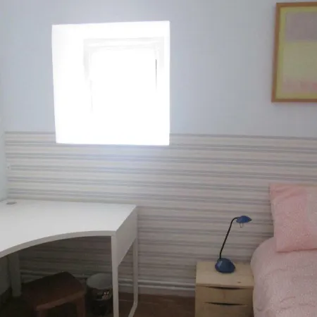 Plaza Maria Cristina Apartment
