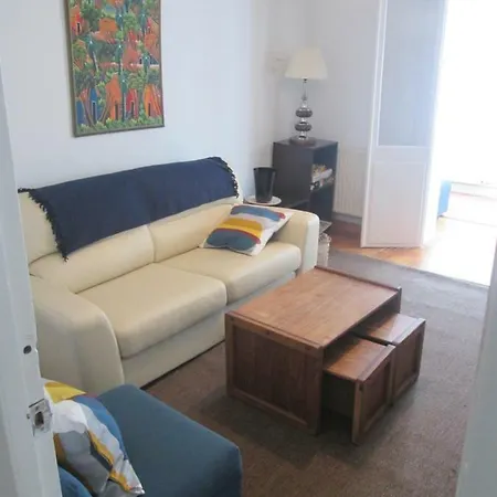 Plaza Maria Cristina Apartment *