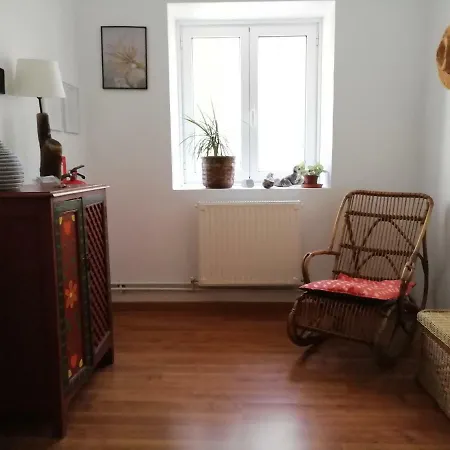 Apartment Plaza Maria Cristina